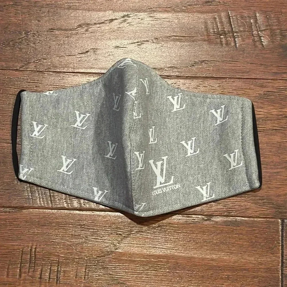 NWOT! Boutique Luxury Gray Fashion Mask - Picture 2 of 7